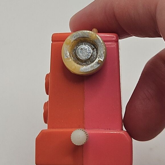 Vintage Barbie Wind Up 1980s Sewing Machine Miniature - Picture 12 of 15